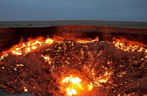 Дарваза - газовый кратер 